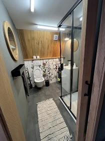 Glamping chata se saunou - p�ehrada Rozko�
