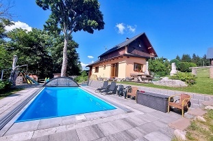 Rodinn� chata - baz�n a wellness - Jizerky