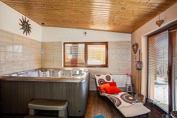 Rodinn� chata - baz�n a wellness - Jizerky