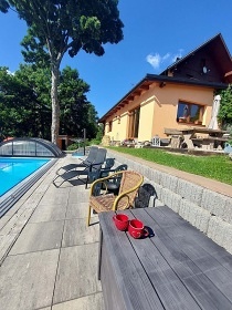 Rodinn� chata - baz�n a wellness - Jizerky
