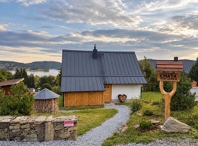 Chata u lesa - Lipenská přehrada - jižní Čechy
