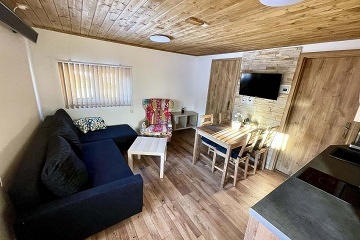 Chaty a apartm�ny - wellness a baz�n - p�ehrada Lipno