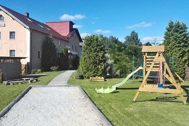 Chalupa sauna a minifarma - přehrada Lipno - Šumava
