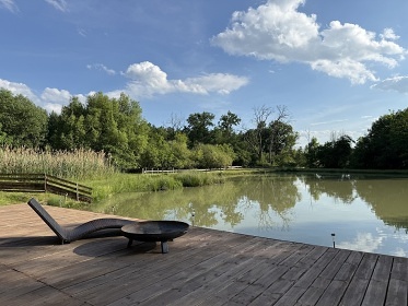 Glamping chata - samota a rybolov - Z�mek Lou�e�