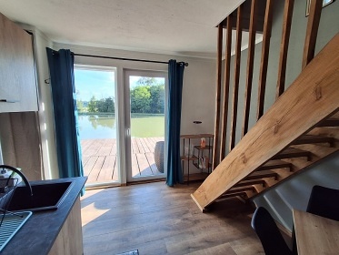 Glamping chata - samota a rybolov - Z�mek Lou�e�