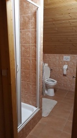 Chalupa terasa a baz�n - Hrad Kost - �esk� r�j