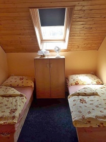 Chalupa terasa a baz�n - Hrad Kost - �esk� r�j