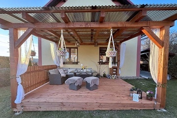 Chalupa baz�n a pergola - Hrub� Sk�la - �esk� r�j