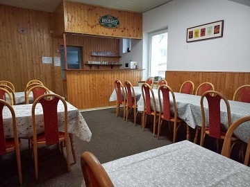 Chata s bazénem - CHKO Beskydy - v.n. Morávka