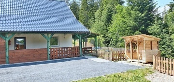 Chalupa baz�n a koupac� sud - Apartm�ny Beskydy