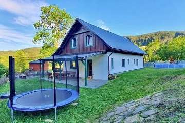 Chalupa baz�n a koupac� sud - Apartm�ny Beskydy