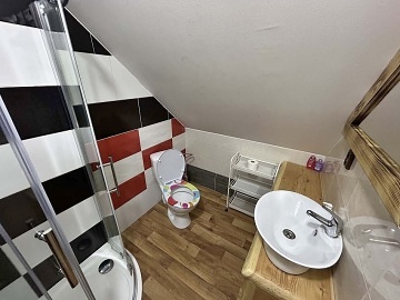 Chalupa baz�n a koupac� sud - Apartm�ny Beskydy