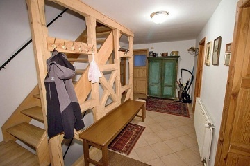 Chalupa a baz�n - Dolomitov� jeskyn� - �elezn� Brod
