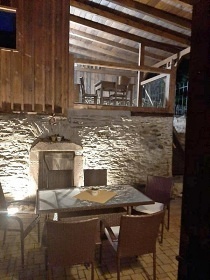 Chalupa a baz�n - Dolomitov� jeskyn� - �elezn� Brod