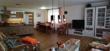 Chalupa s baz�nem - Fajnpark Chlumec nad Cidlinou