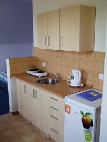Chalupa s baz�nem - hrad Kost - �esk� r�j