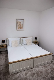 Chalupa wellness a baz�n - hrad Kost - �esk� r�j