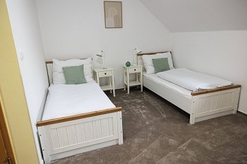 Chalupa wellness a baz�n - hrad Kost - �esk� r�j