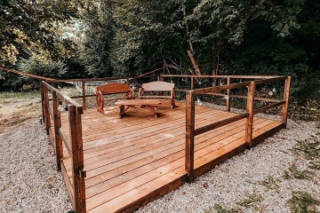 Glamping Teepee pro dva - hrad Kumburk - �esk� r�j