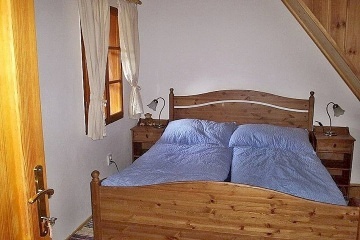 Chalupa �esk� r�j - Hrad Vald�tejn - Hrub� Sk�la
