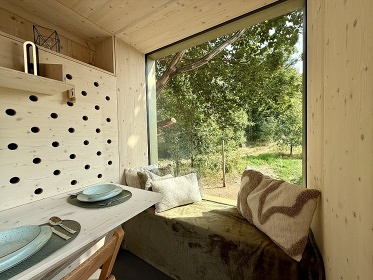 Glamping v korun� stromu - hrad Orl�k - Vyso�ina