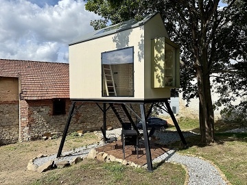 Glamping v korun� stromu - hrad Orl�k - Vyso�ina