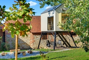Nov� objekt: Glamping v korun� stromu - hrad Orl�k - Vyso�ina
