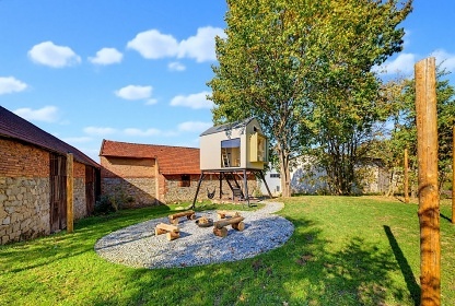 Glamping v korun� stromu - hrad Orl�k - Vyso�ina