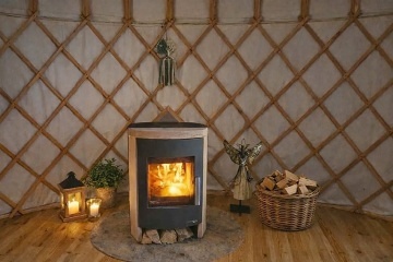 Glamping sauna a koupac� jez�rko - Zvi�ina - Pecka