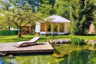 Glamping sauna a koupací jezírko - Zvičina - Pecka