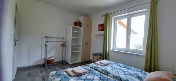 Chalupa baz�n a koupac� sud - Trutnov - Podkrkono��