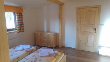 Chalupa a baz�n - Jansk� vrch - Trutnov - Krkono�e