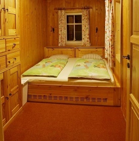 Horsk� chata - Pta�� k�men - �pindler�v Ml�n
