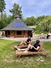 Srub u rybn�ka - glamping - CHKO K�ivokl�tsko