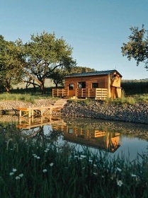 Glamping a koupac� jez�rko - Vod�any - ji�n� �echy
