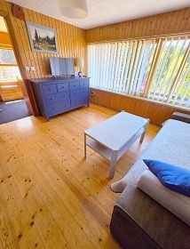 Chata a koupac� sud - hrad Land�tejn - �esk� Kanada
