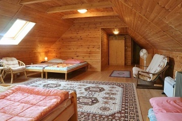 Chalupa baz�n a sauna - Hrad K�men - Vyso�ina