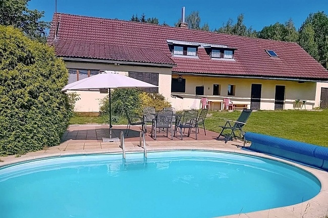 Chalupa baz�n a sauna - Hrad K�men - Vyso�ina