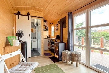 Glamping ji�n� �echy - p�ehrada Orl�k - P�sek