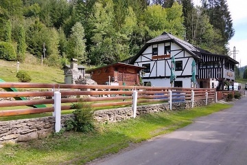 Horsk� chata pod �pi��kem - �ern� jezero - �umava