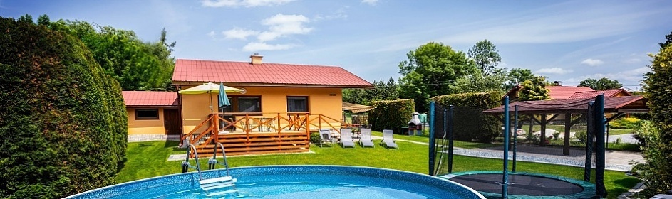 Chata s baz�nem - Vala�sko - Ro�nov pod Radho�t�m