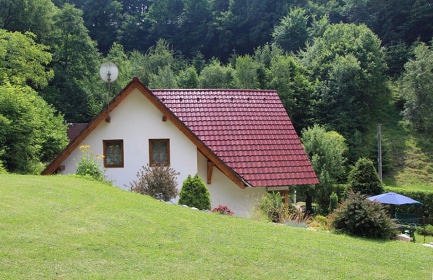 Chalupa Nové Město nad Metují - přehrada Rozkoš
