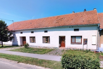 Chalupa kachlová kamna - Rokytná - Vysočina