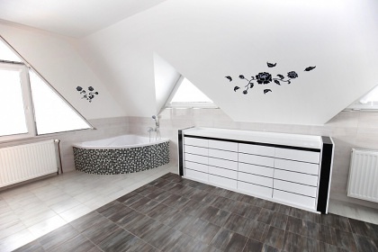 Wellness chata s baz�nem - Jurkovi�ova rozhledna