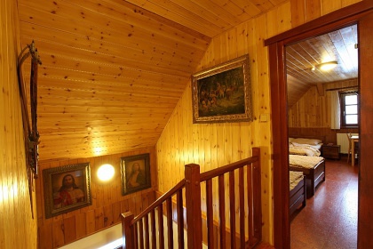 Chalupa a kachlová kamna s pecí - Orlické hory