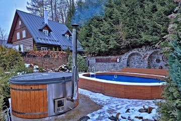 Rodinný penzion - u lesa s bazénem - Ramzová