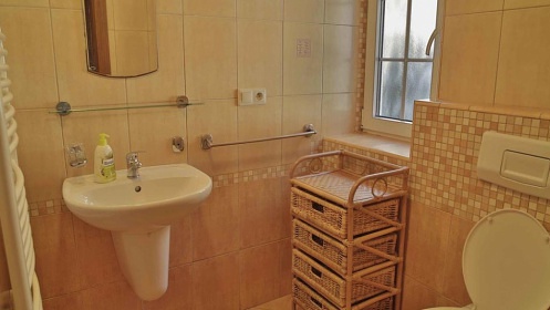 Rodinný penzion - u lesa s bazénem - Ramzová