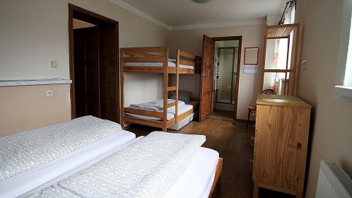 Penzion s venkovnm baznem - Krun hory