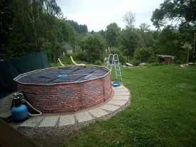 Chata s baznem - Bozkov - Jesenn