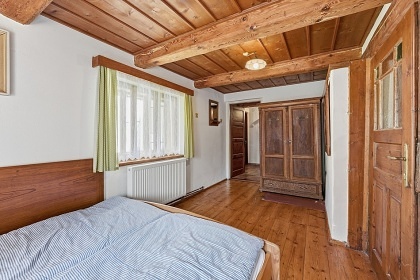 Poloroubenka s baz�nem - De�tn� v Orlick�ch h.